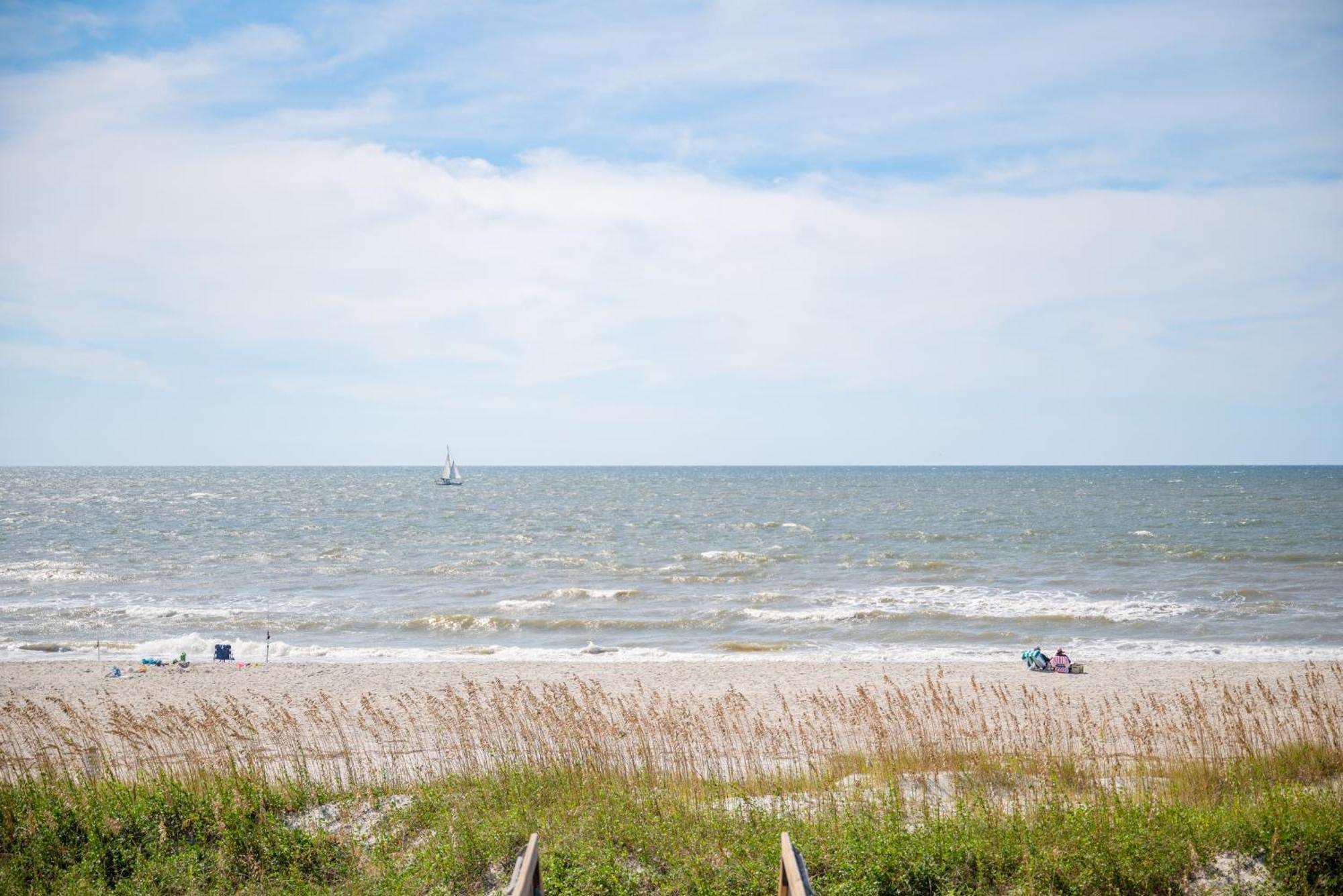 Вилла The Palm Caswell Beach Экстерьер фото